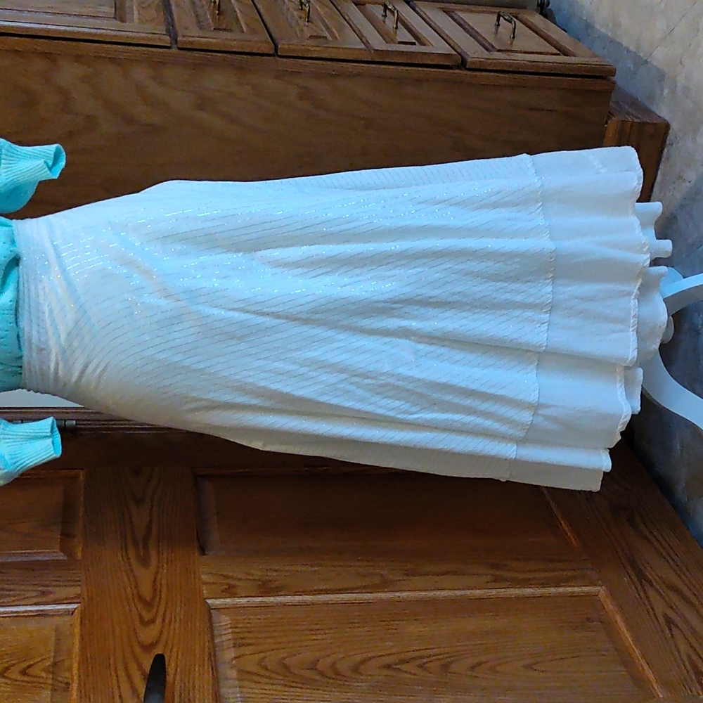 Wrap around Maxi Skirt, fits many sizes